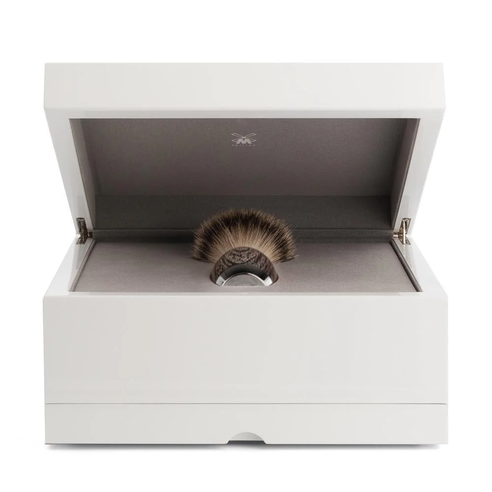 MÜHLE EDITION 3 Pc. Shaving Set, Silvertip Fibre® Brush & Gillette® Fusion™ Razor, Ancient Oak & Sterling Silver - Image 4