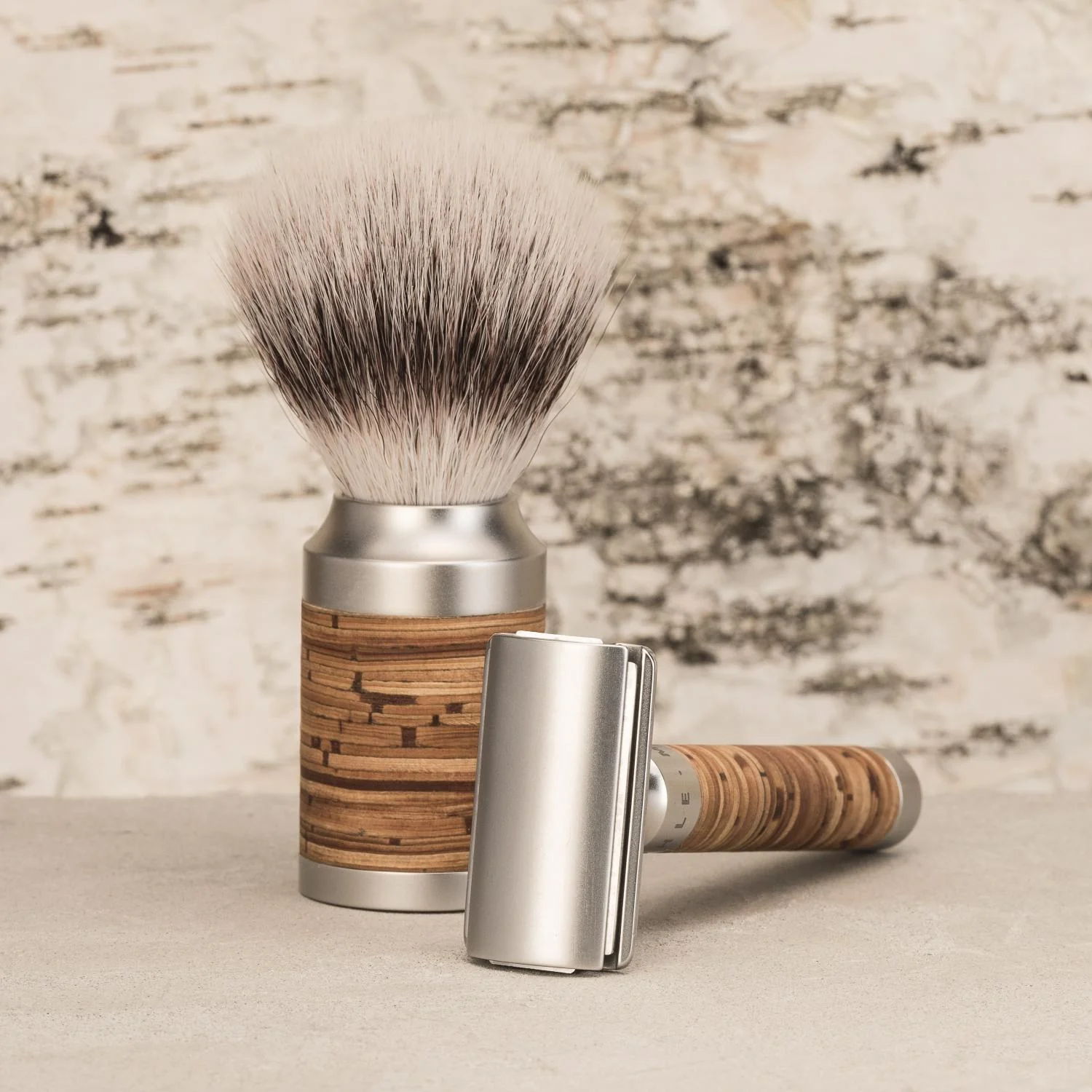 MÜHLE ROCCA 3 Pc. Shaving Set, Silvertip Badger Brush & Safety Razor, Stainless Steel, Birch Bark - Image 4