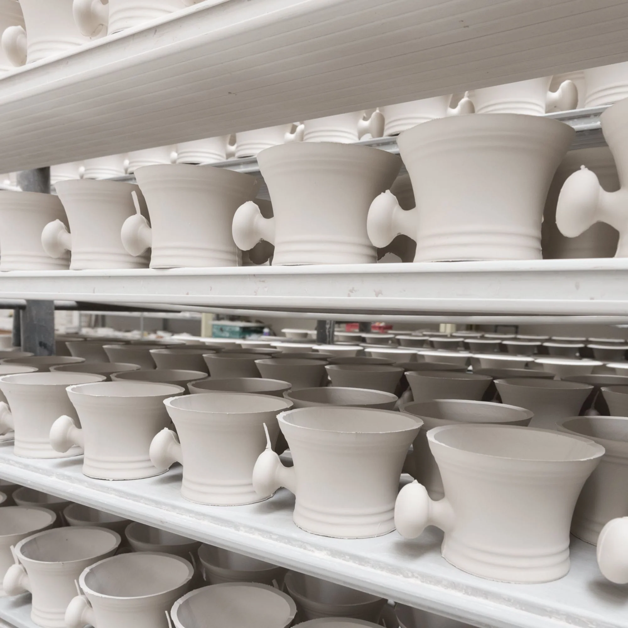 MÜHLE Shaving Mug w/ Handle, White Porcelain - Image 3